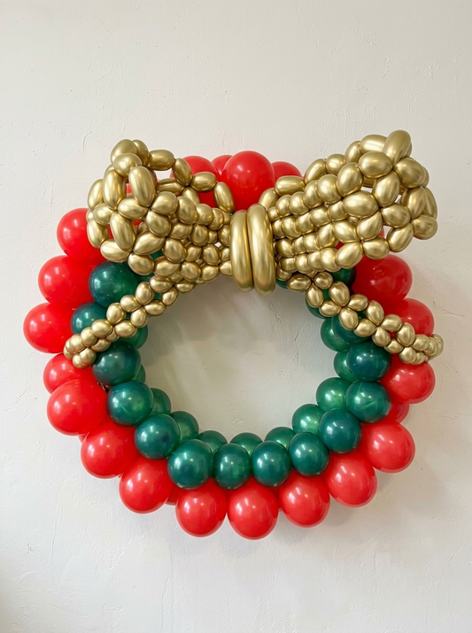 Christmas Balloon Wreath